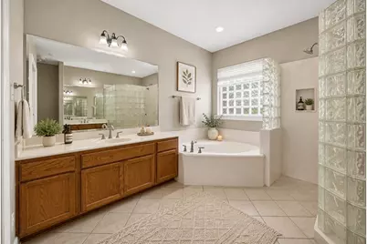 17027 Champions Lakeway, Tomball, TX 77375 - Photo 25