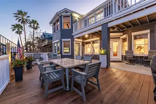 127 Port St, San Leon, TX 77539 - Photo 3