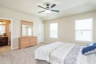 7339 Chatham Green Dr, Sugar Land, TX 77479 - Photo 17