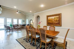 7339 Chatham Green Dr, Sugar Land, TX 77479 - Photo 7