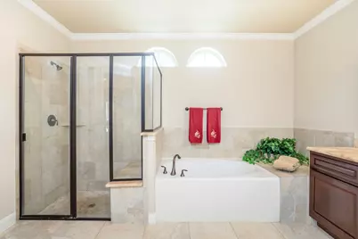 7339 Chatham Green Drive, Sugar Land, TX 77479 - Photo 11