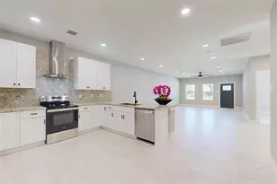 8709 Wheatley St, Houston, TX 77088 - Photo 3