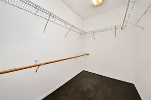 26131 Travis Brook Dr, Richmond, TX 77406 - Photo 11