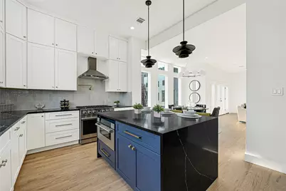 5617 Val Verde Street, Houston, TX 77057 - Photo 9