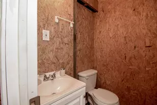 225 Swallow Dr, Palacios, TX 77465 - Photo 35