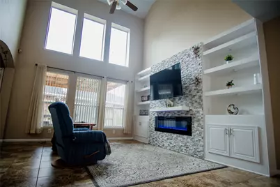 9214 Windy Spring Court, Houston, TX 77089 - Photo 9