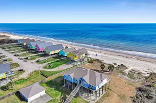 1120 Alex Dr., Gilchrist, TX 77617 - Photo 43