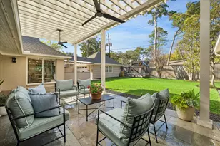 12330 Boheme Dr, Houston, TX 77024 - Photo 39