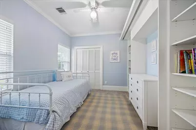 1842 Hewitt Drive, Houston, TX 77018 - Photo 21