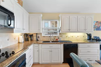 1239 Oahu Drive, Tiki Island, TX 77554 - Photo 9