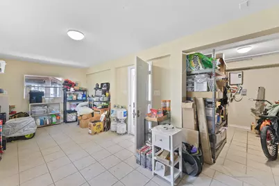 1239 Oahu Drive, Tiki Island, TX 77554 - Photo 17