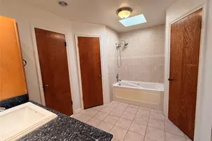 15826 Stonehaven Dr, Houston, TX 77059 - Photo 13