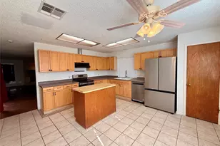 15826 Stonehaven Dr, Houston, TX 77059 - Photo 3