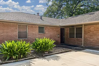 10919 Britoak Lane, Houston, TX 77079 - Photo 3