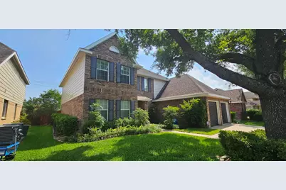 930 Sage Street, Baytown, TX 77521 - Photo 3