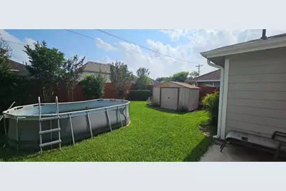 930 Sage Street, Baytown, TX 77521 - Photo 21