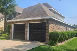 930 Sage St, Baytown, TX 77521 - Photo 5