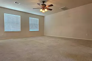 930 Sage St, Baytown, TX 77521 - Photo 9