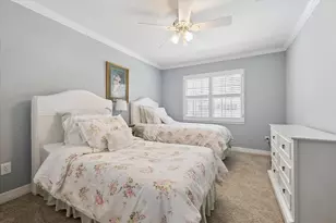 5842 Doliver Dr, Houston, TX 77057 - Photo 15