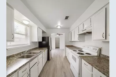 8743 Yvonne Drive, Houston, TX 77044 - Photo 13