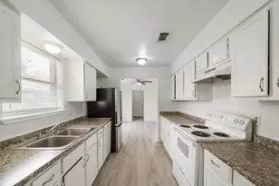 8743 Yvonne Dr, Houston, TX 77044 - Photo 13
