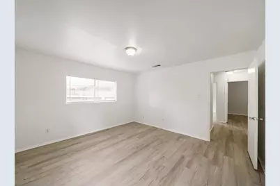 8743 Yvonne Drive, Houston, TX 77044 - Photo 25