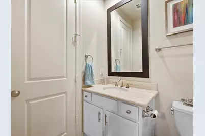 249 E 27th Street, Houston, TX 77008 - Photo 7