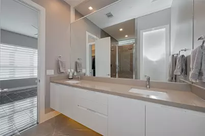 5919 E Post Oak Lane, Houston, TX 77055 - Photo 19