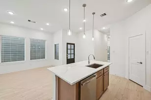 26241 E Outrider Banks Cir, Montgomery, TX 77316 - Photo 9