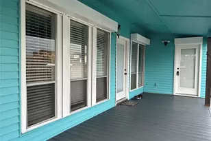 306 Isles End Rd, Tiki Island, TX 77554 - Photo 5