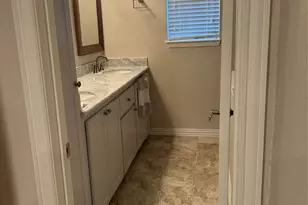 306 Isles End Rd, Tiki Island, TX 77554 - Photo 17