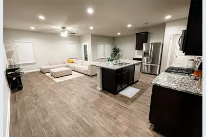 13114 Leisure Cove Drive, Texas City, TX 77568 - Photo 3