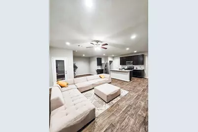 13114 Leisure Cove Drive, Texas City, TX 77568 - Photo 5