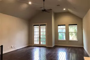 5514 Larkin St, Houston, TX 77007 - Photo 9