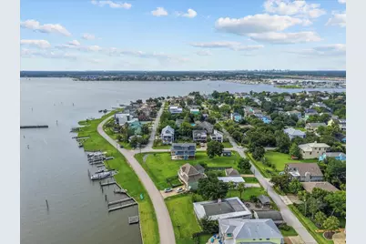 403 W Shore Drive, Clear Lake Shores, TX 77565 - Photo 43