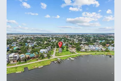 403 W Shore Drive, Clear Lake Shores, TX 77565 - Photo 5