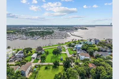 403 W Shore Drive, Clear Lake Shores, TX 77565 - Photo 41