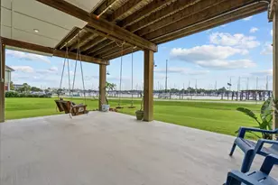 403 W Shore Dr, Clear Lake Shores, TX 77565 - Photo 37