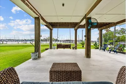 403 W Shore Drive, Clear Lake Shores, TX 77565 - Photo 13
