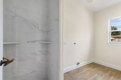 1302 Lamar Street, Liberty, TX 77575 - Photo 29
