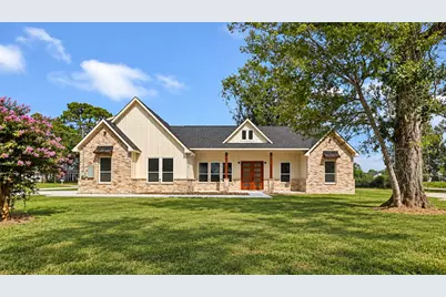 1302 Lamar Street, Liberty, TX 77575 - Photo 1