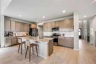 11822 Maple Oak Dr, Houston, TX 77066 - Photo 9