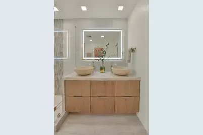 5110 San Felipe Street #77W, Houston, TX 77056 - Photo 13