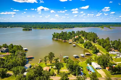 703 Lake Shore Drive, Trinity, TX 75862 - Photo 21
