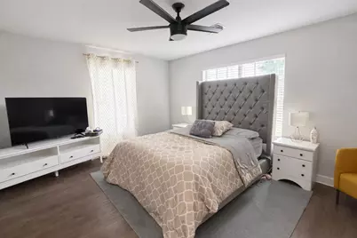 3219 Carmel Street, Houston, TX 77091 - Photo 9