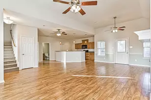 212 Oakdale St, Shoreacres, TX 77571 - Photo 15