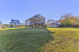 212 Oakdale St, Shoreacres, TX 77571 - Photo 7