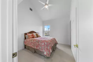 9634 Burden St, Houston, TX 77093 - Photo 15