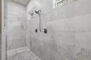 7106 Hampton Ct, Spring, TX 77389 - Photo 13