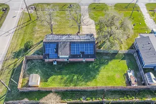 71 Garfield St, La Porte, TX 77571 - Photo 9